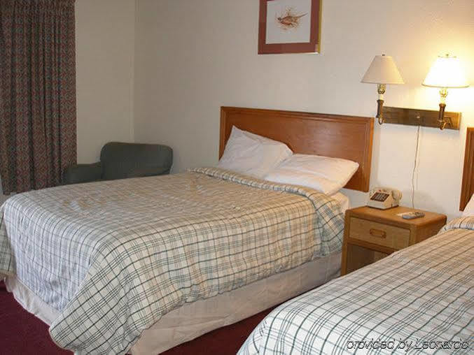 Red Carpet Inn & Suites New Cumberland Luaran gambar